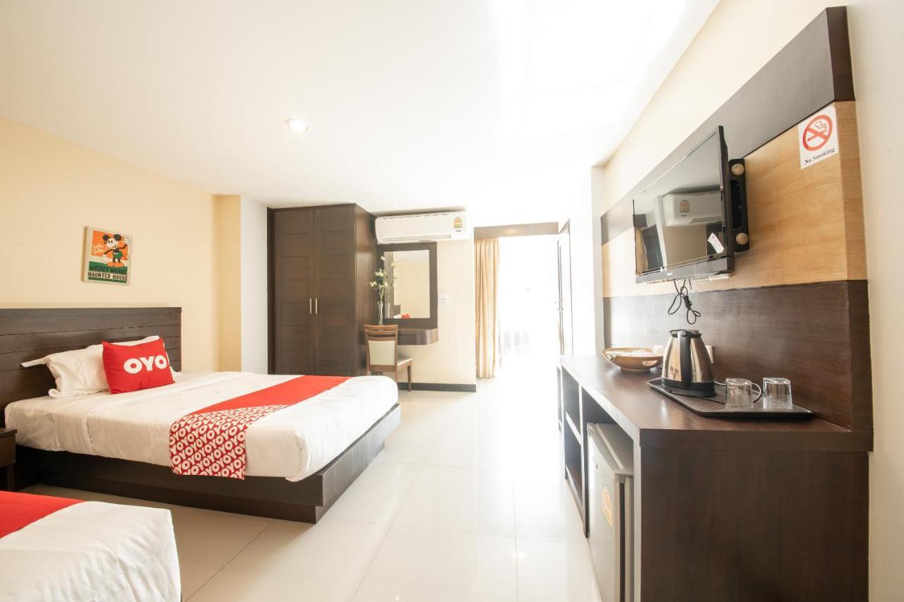 Oyo 373 Mc Ginger House Hotel Patong Exterior photo
