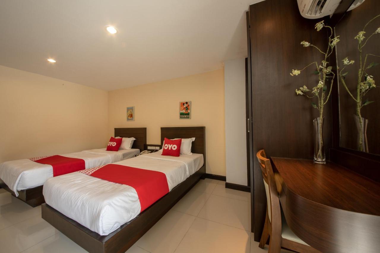 Oyo 373 Mc Ginger House Hotel Patong Exterior photo